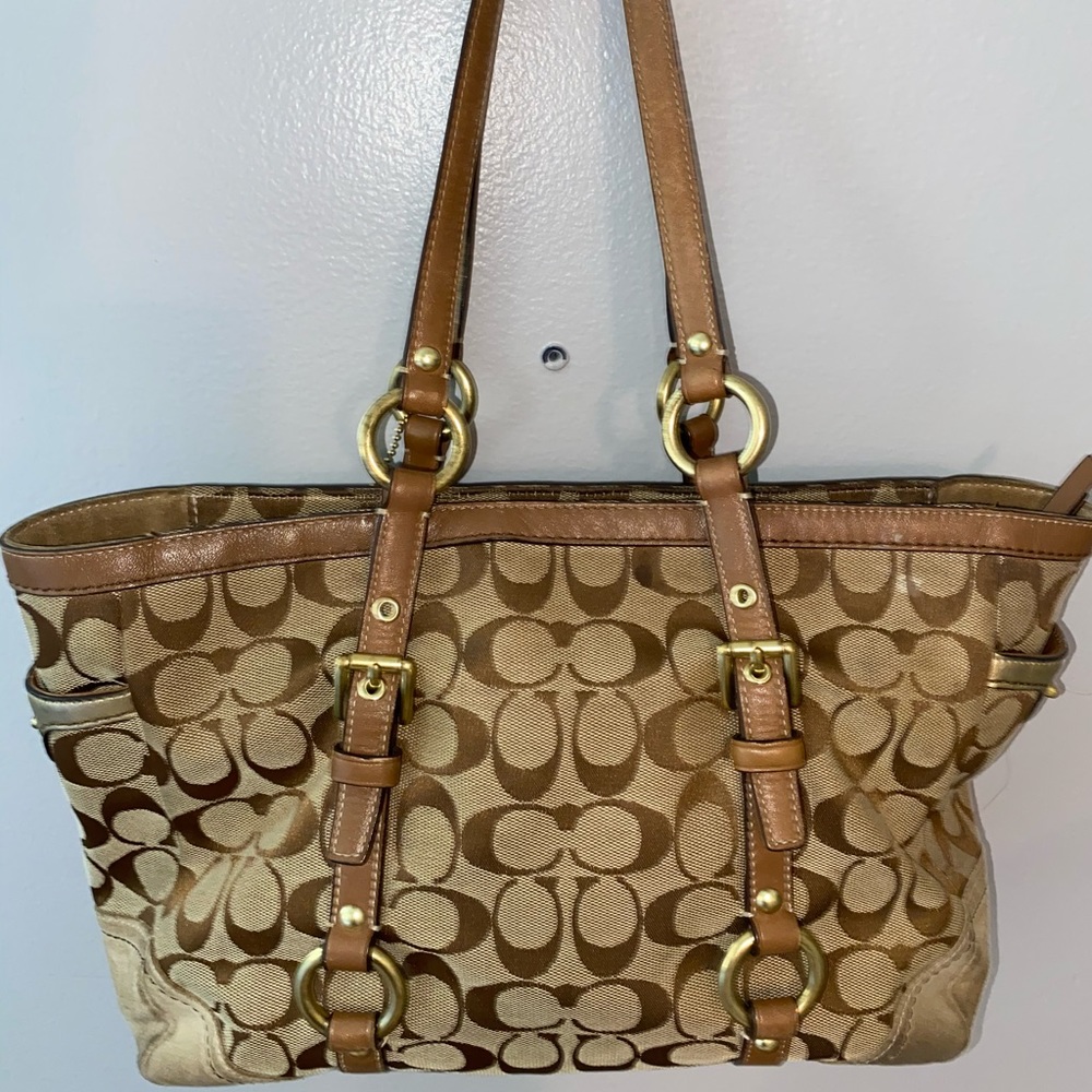 Coach handbag
